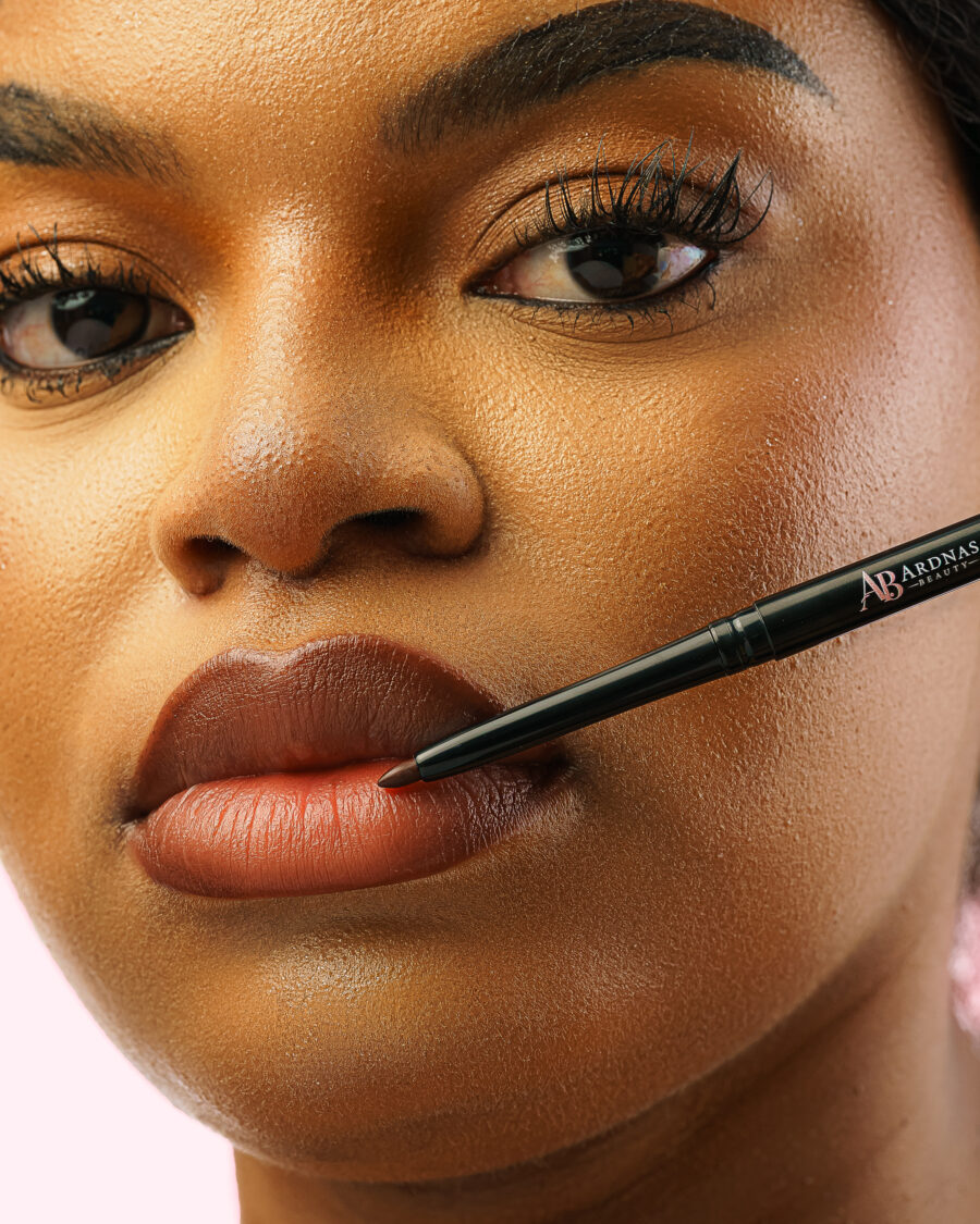 L12 Lip Pencil - Image 2